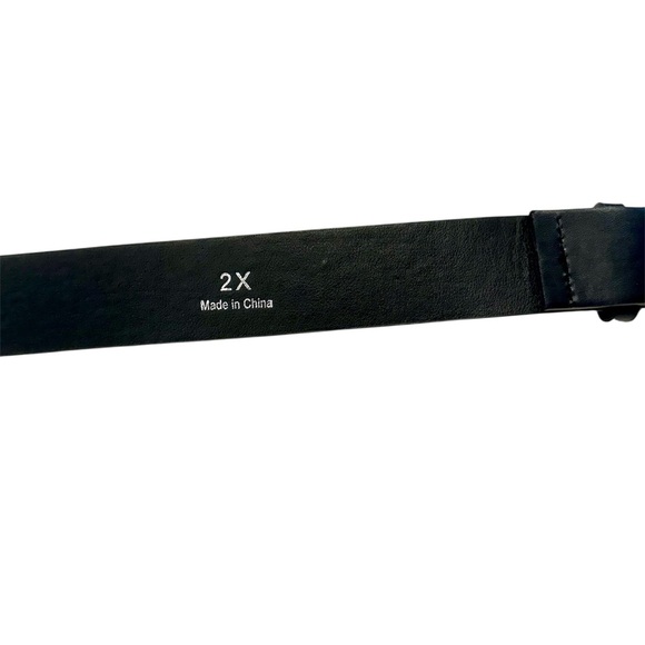 Elegant Black Belt with Gold Buckle - Size: 2X - Picture 2 of 4